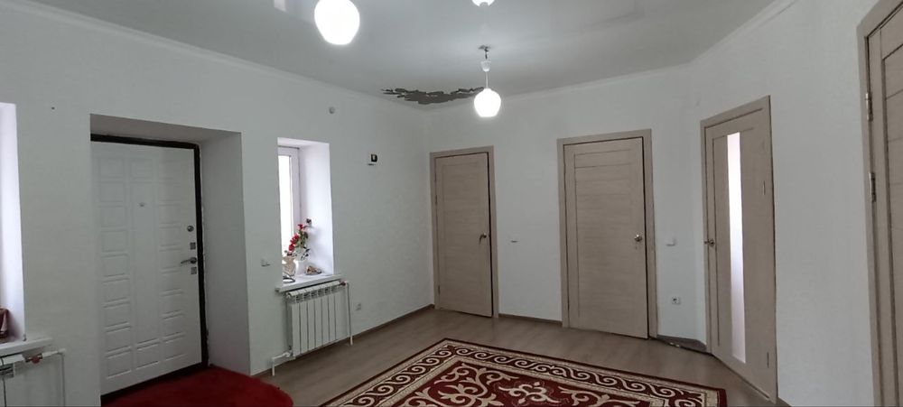 Срочно продаётся 3-комнатный дом в г. Аксай, район Новый Аралтал!