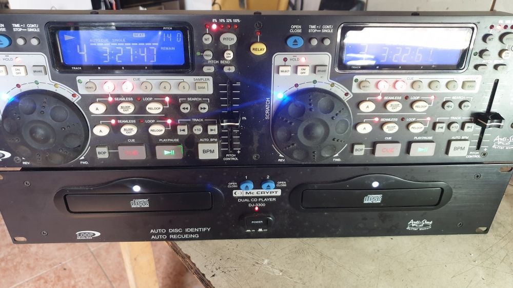 2topuri Rcf Art712a mk2 700w/2Cd player Dj3300 Mc Crypt/case uri