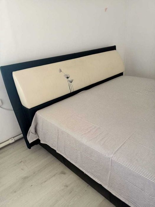 Кровать двухспальная