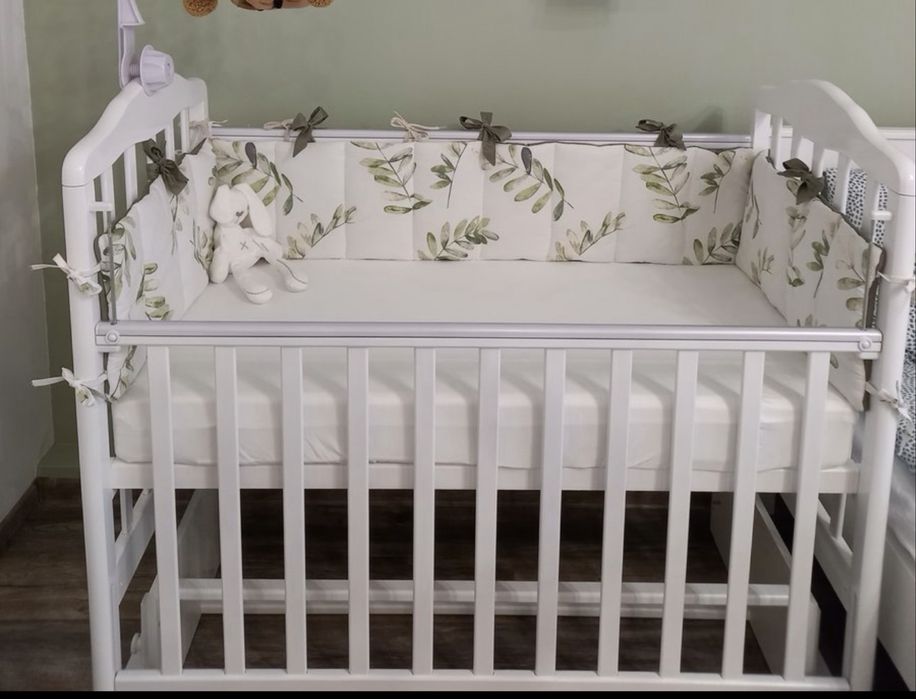 Кроватка детская с бортиками с матрасом