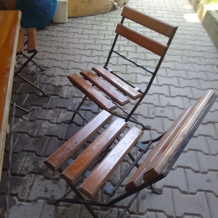 Продается шашлычный стол 4 стулья