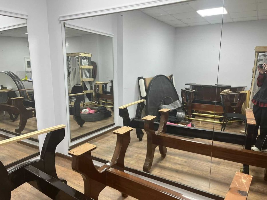 Продам Настенные Зеркала 8шт.