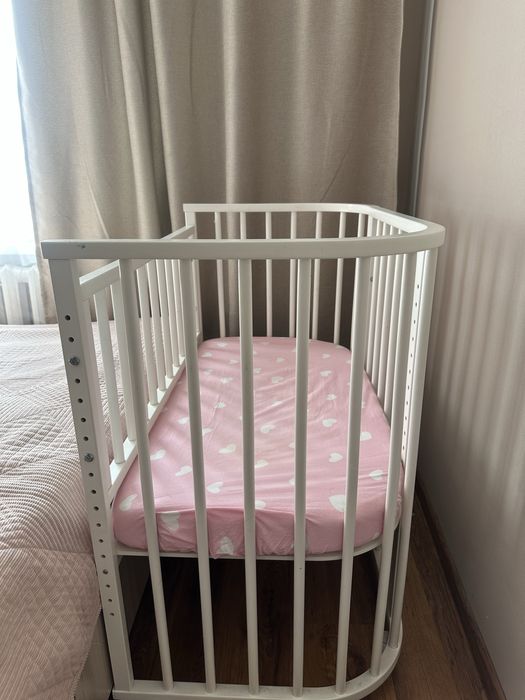 Продаю детскую кроватку в отличном состоянии