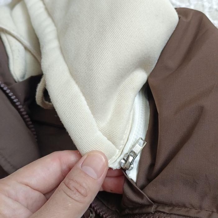 Продам куртку на размер 44-46