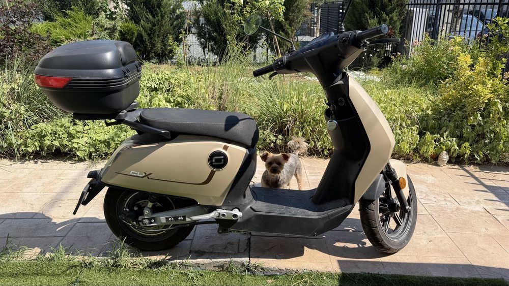 Scuter electric Super Soco Cux