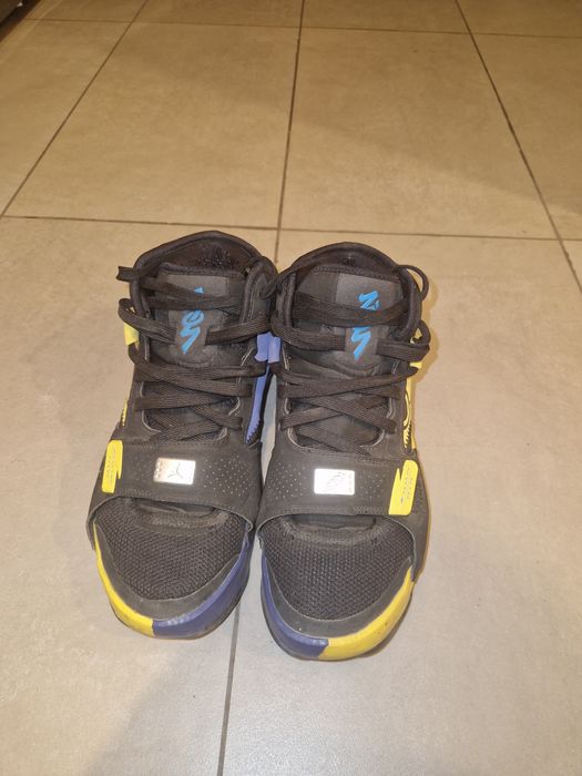 Nike Air Jordan Naruto Vs Sasuke