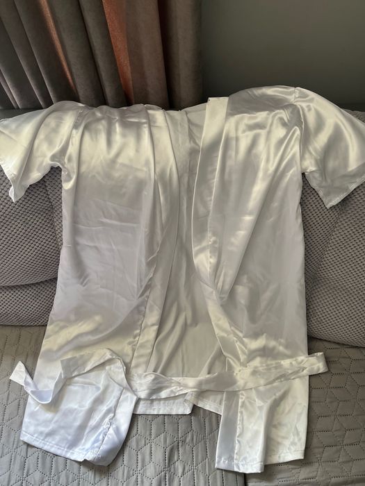 Къс булчински халат