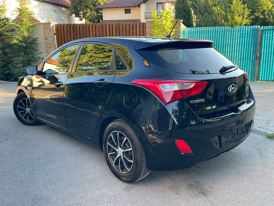 HYUNDAI i30 2013 — imagine 3