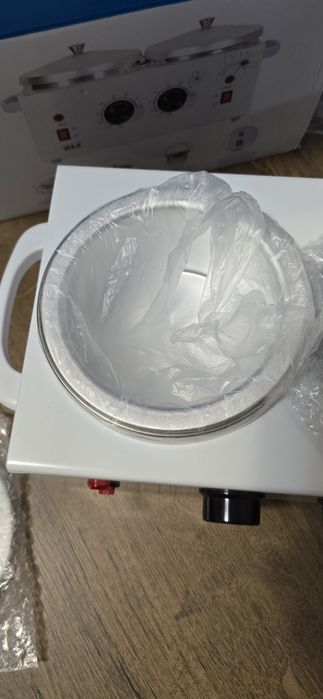 Incalzitor de ceara cu doua vase.