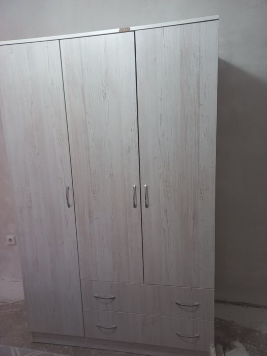 Продам шкаф . Нурсат 2