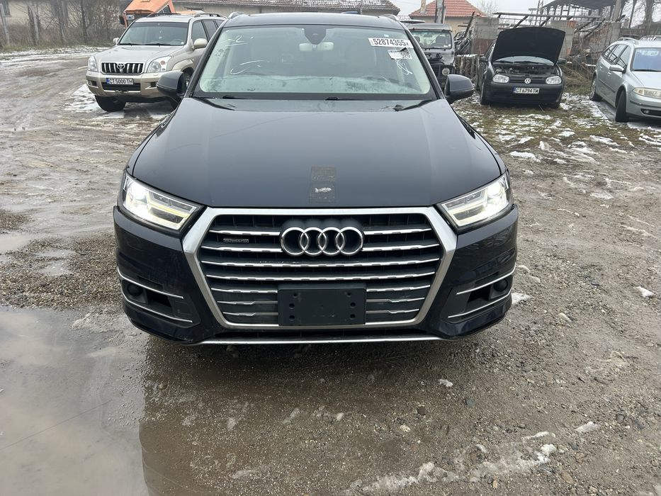 Audi  Q7    4m  333 k/c 2018  на части   или цял