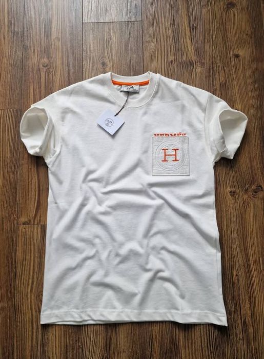 Страхотна мъжка тениска размер М