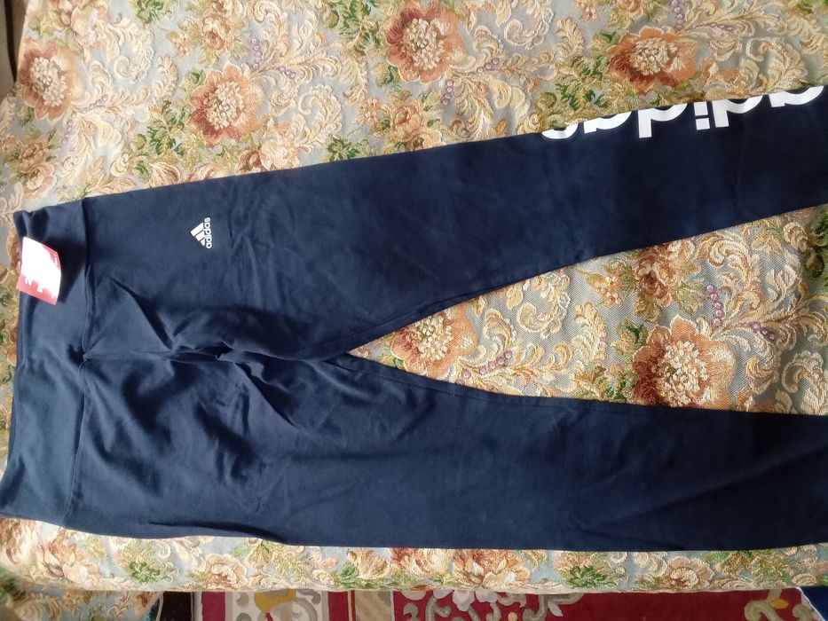 Адидас трико для занятия и прогулок