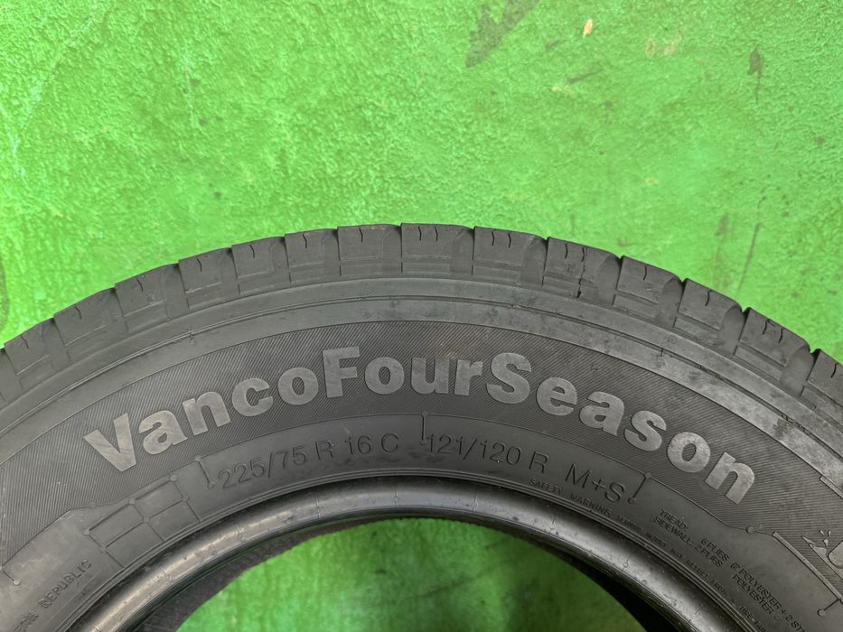 Шины 225/75 R16C Continental из Германии