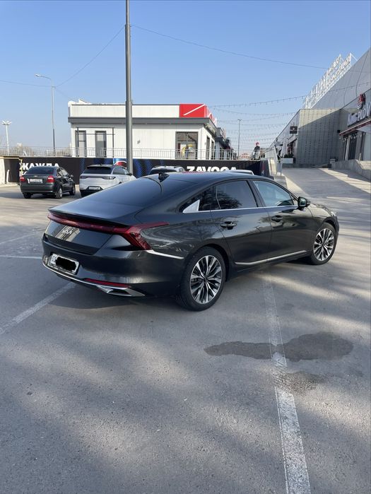 KIA K8 2022 Продётся Автомобиль Цвета Асфальт в Отличном Состоянии