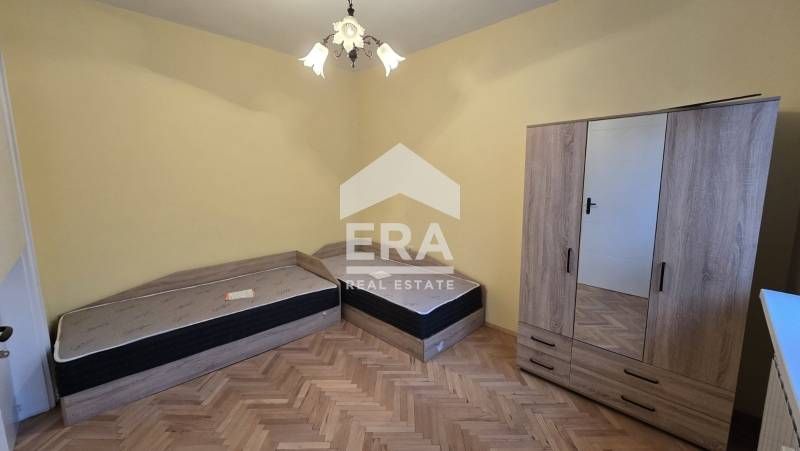 Ексклузивно! Ера Тера предлага под наем тристаен апартамент в идеален