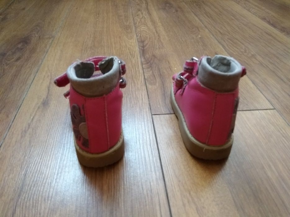 Ортопедические сандали для девочки