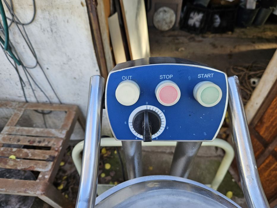 Картофо-белачка монофазна втора Употреба Германия  15 литра Цена 950лв