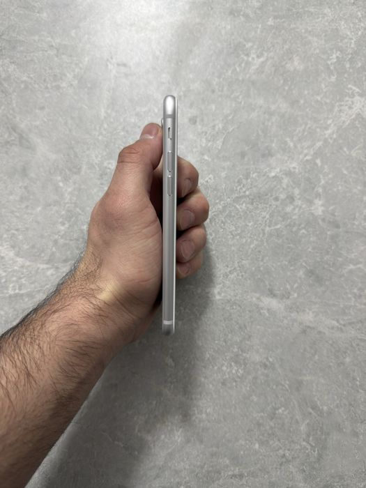 iPhone 8 64GB Silver