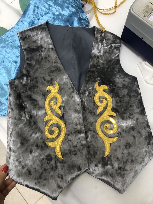 Национальные жилетки