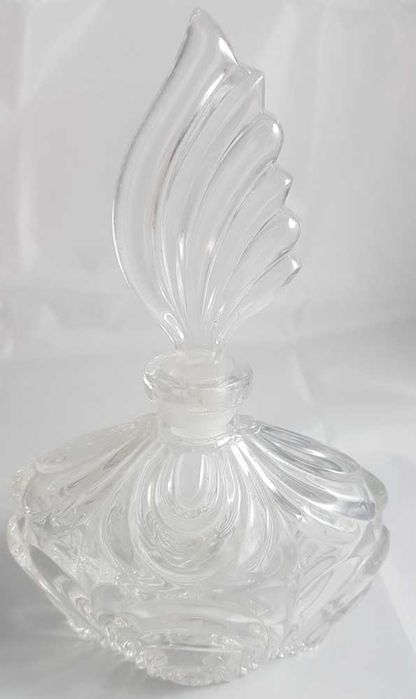 Superb pentru colectioanari - set sticle de parfum vechi din cristal