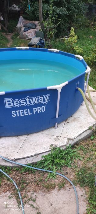 Продам бассейн Bestway. 305