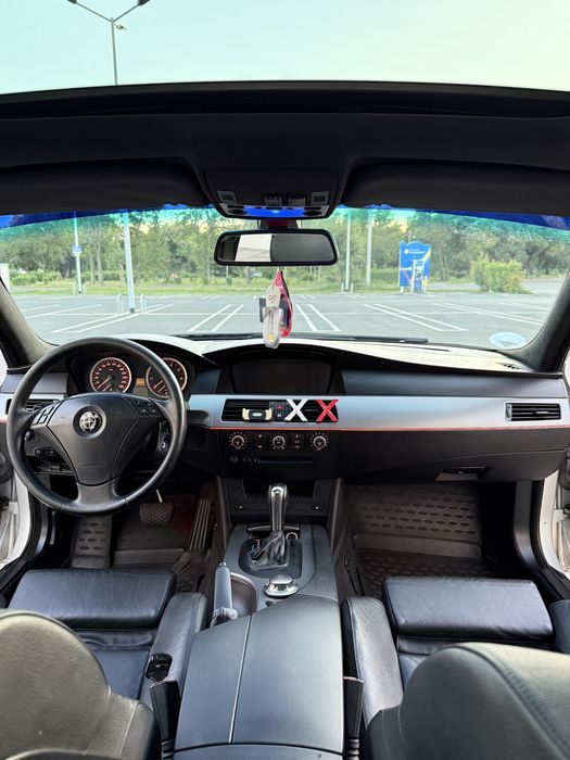 BMW 520i E60 2004 – 2.2 Benzină – Automată