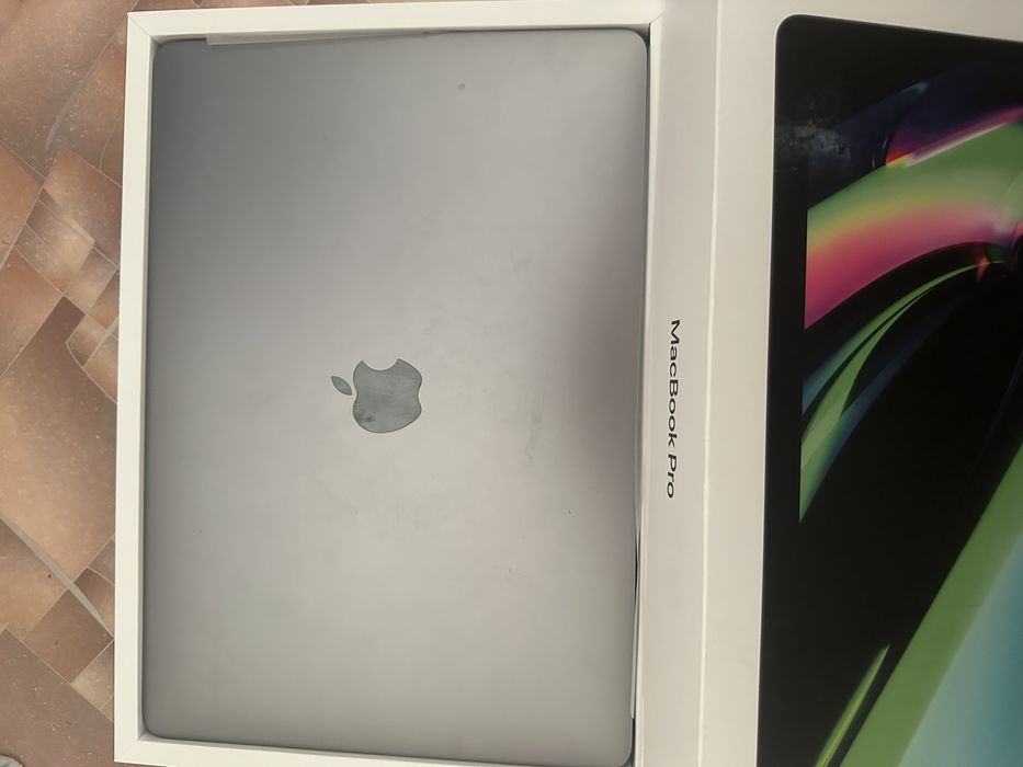 Macbook Pro 13, 256ГБ сатылады