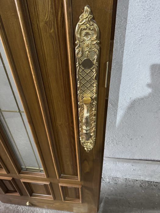 Дверь шпон ясень монолит  2.3м