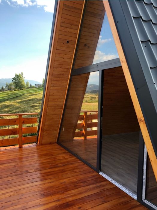 vand Cabana tip A frame, casa, din lemn uscat și tratat