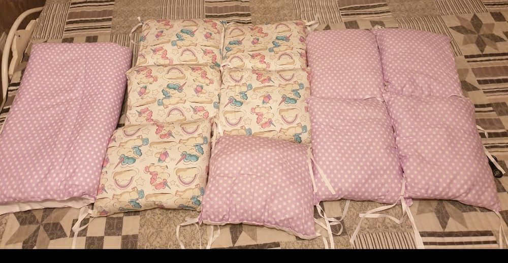 Продам бортик в детскую кроватку