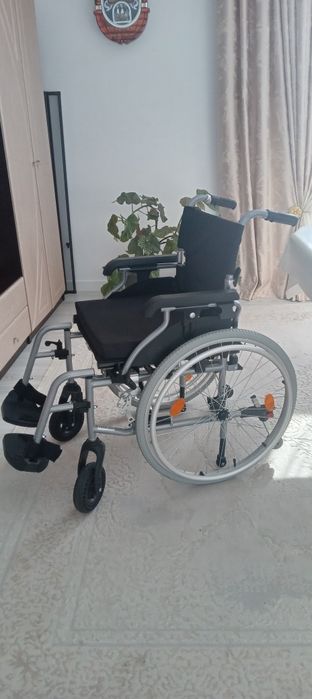 Инвалидная коляска