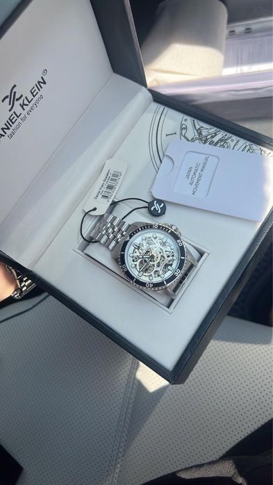 Daniel Klein часый