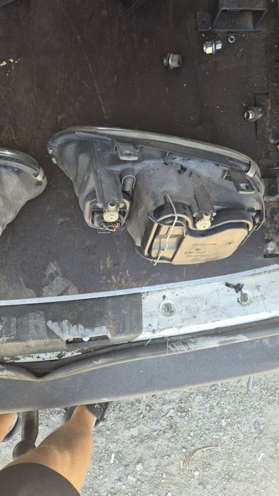 Оригинални Фарове Хела за VW Голф 4