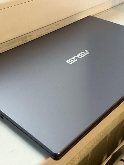 Продам ноутбук asus x515ma - br201