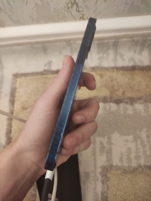 Iphone 12 продам