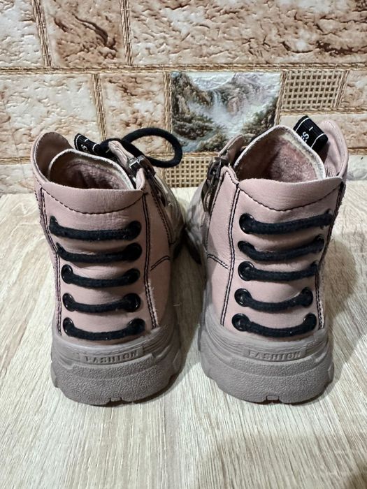 Ботиночки для девочки демисезонные