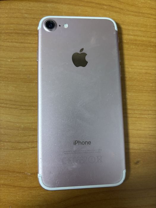 Piese  iphone 7 cu defecte pe placa nu incarca