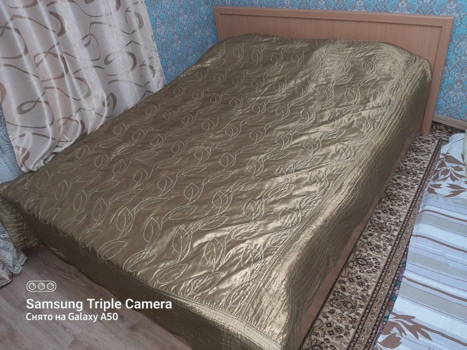 Кровать двухспальная