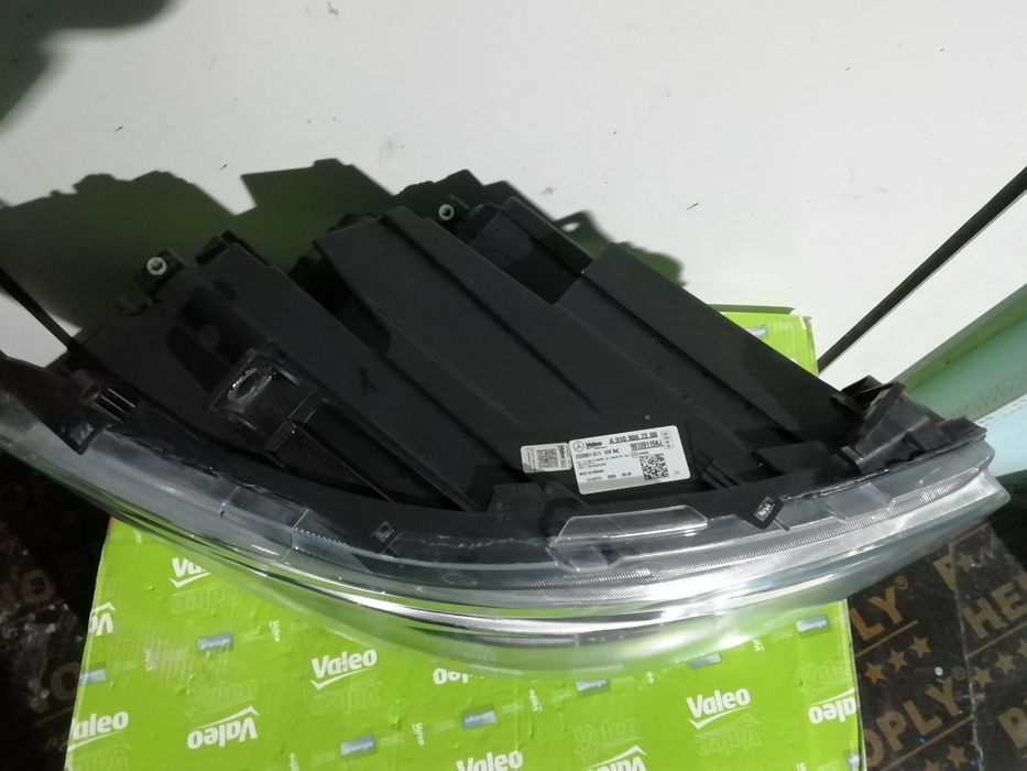 Фар Фарове за Mercedes Sprinter W910 / Мерцедес Спринтер A910 Full LED