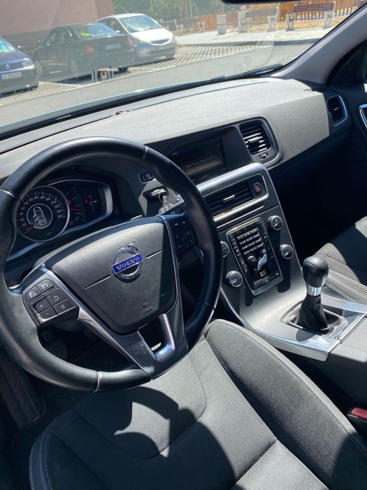 Volvo V 60 2014 г. 1.6 D