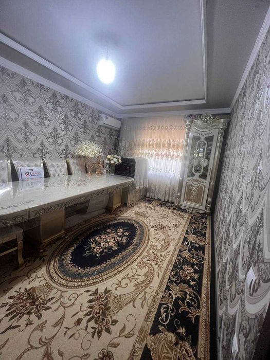 Слонима, 2/4/4, кирпич ориентир Ин базар, бывшее семейное общежитие