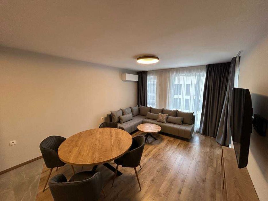 Дава се под наем Двустаен апартамент в Пловдив, Център - 75 кв.м за 510 € - Снимка #13