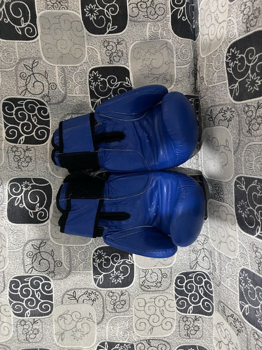 Боксерский перчатки EVERLAST