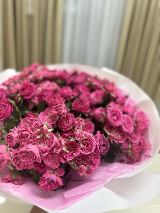 Цветы кустовые розы