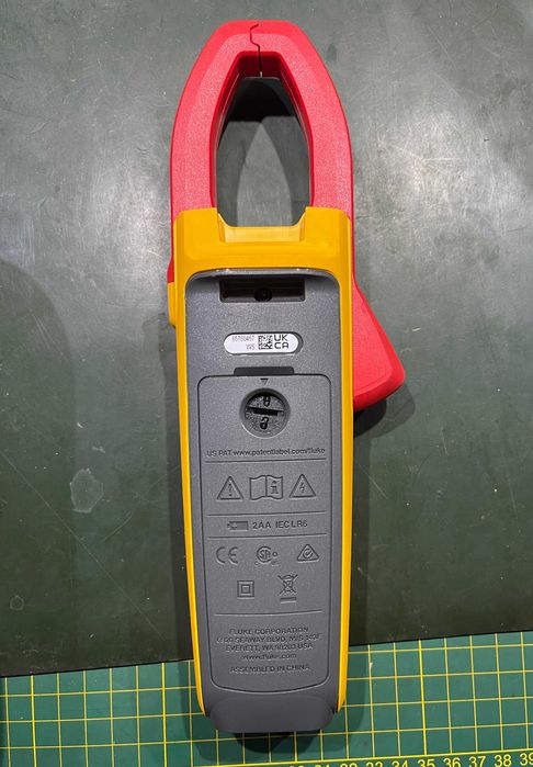 FLUKE 374 FC AC / DC Ампер клещи - Нови