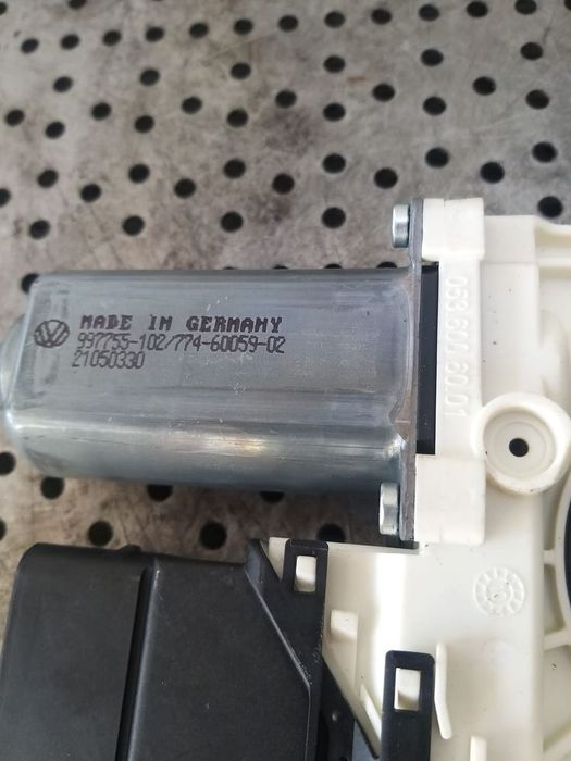 Motoras macara stanga spate vw golf 6 5k 5k0959703c 997755102 7746005902
