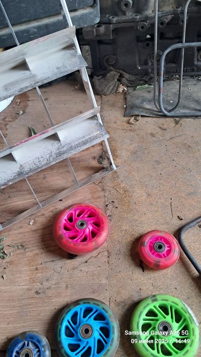 Колёса для самокатов и роликов. Много