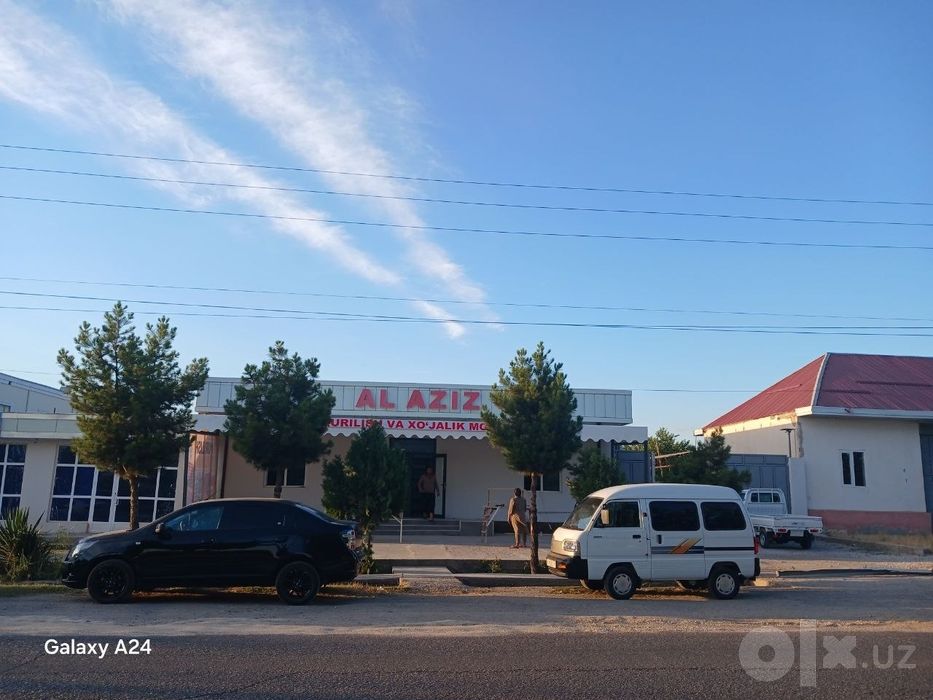 Biznes uchun shahar markazidagi trassa chetida 16 sotix bino sotiladi