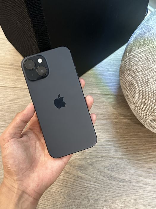 Телефон iPhone 15 128gb
